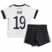 Tyskland Leroy Sane #19 Barnkläder Hemma matchtröja till baby VM 2022 Kortärmad (+ Korta byxor) Billigt